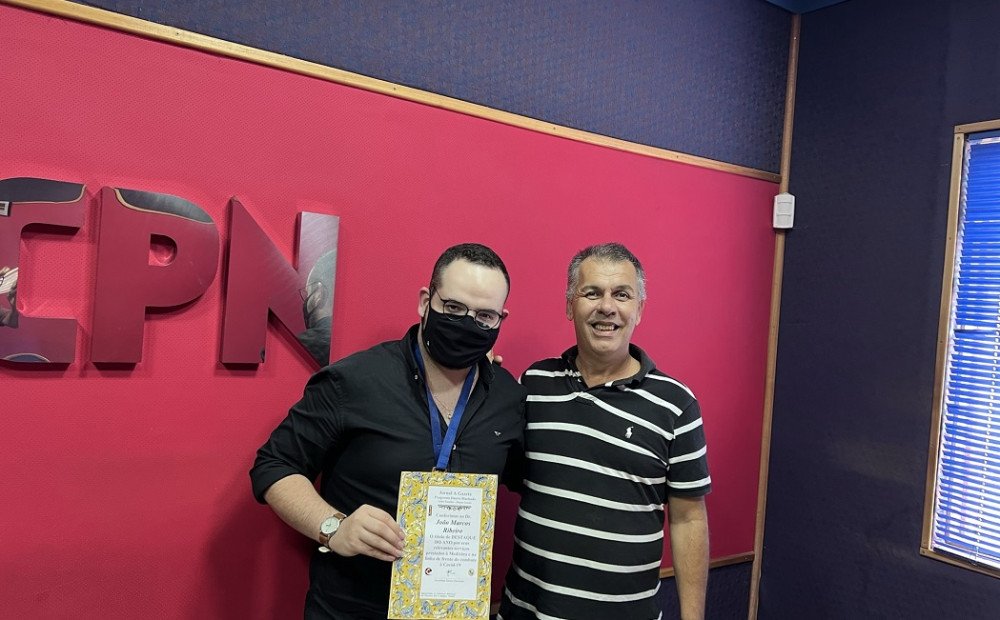 Médico João Marcos Ribeiro recebeu prêmio de Destaque do Ano Medicina