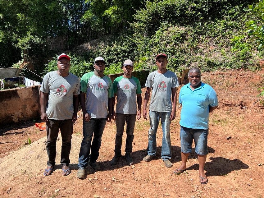 ACRAP: A união de muitos em favor de uma cidade limpa realizando um trabalho impecável