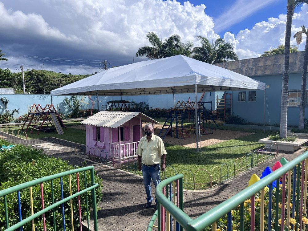 Além Paraíba Tênis Clube instala cobertura no Parque Infantil. Mais proteção contra o sol e conforto para as crianças