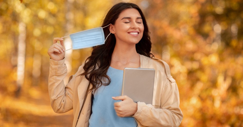 Prefeitura vai liberar máscaras em áreas externas e em áreas internas para quem apresentar comprovante de vacinação