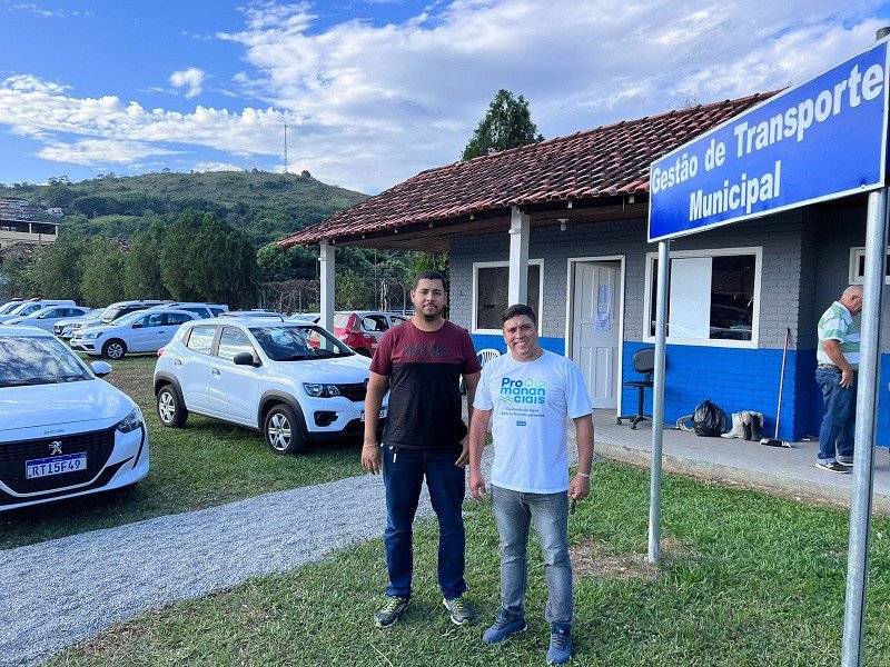 Prefeito visita Unidade de Gestão de Transportes do Município
