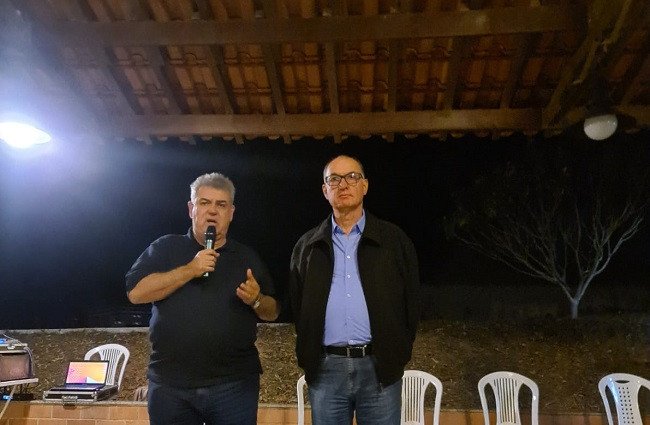 Reunião política marcou o ponta pé inicial na campanha de reeleição de Misael Varella a Deputado Federal e eleição de Grego a Deputado Estadual