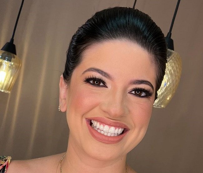 Série de Reportagens – Mulheres Empodeiradas : Laura Lamin, elegante, bonita e competente