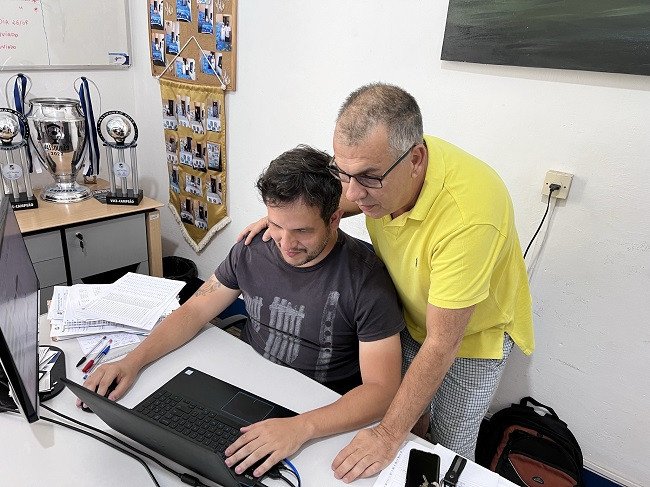 Troféu de Melhor Artilheiro no Campeonato Vassourão terá o nome do Jornalista Dauro Machado em homenagem a seus 40 anos de carreira