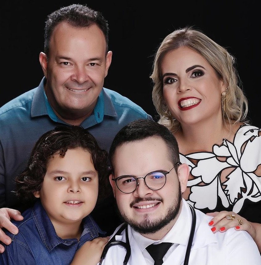 Dia do Médico: Homenagem ao Dr. João Marcos extensiva a todos os grandes Médicos de Além Paraíba