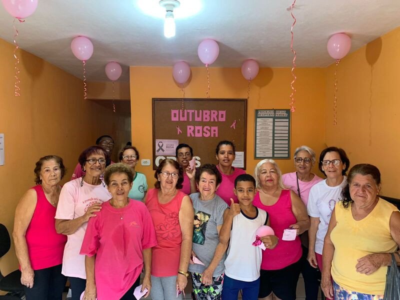 Assistência Social realizou ações de prevenção ao Câncer de Mama durante o Outubro Rosa