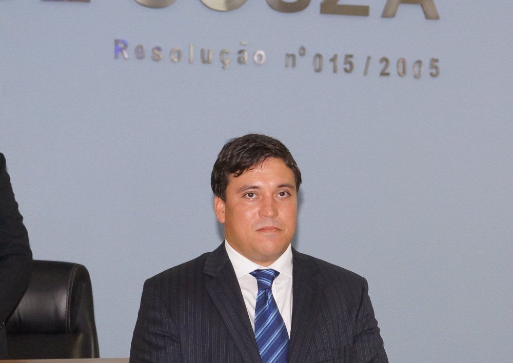 Novo Coronavirus: Em vídeo Prefeito afirma que isolamento continua em Além Paraíba e que é preciso ficar em casa