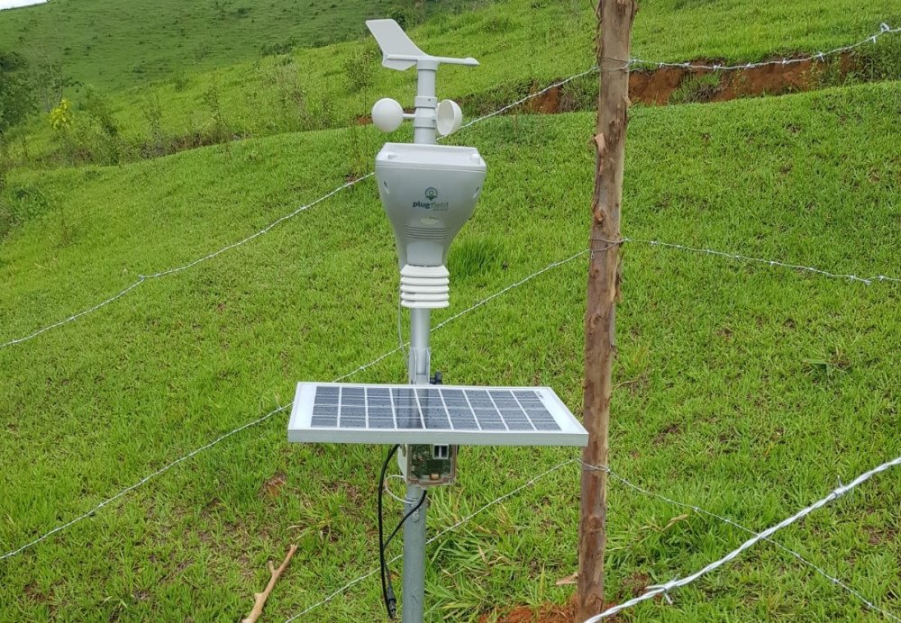 Prefeitura instala moderna estação meteorológica em zona rural que vai monitorar chuvas em todo o município