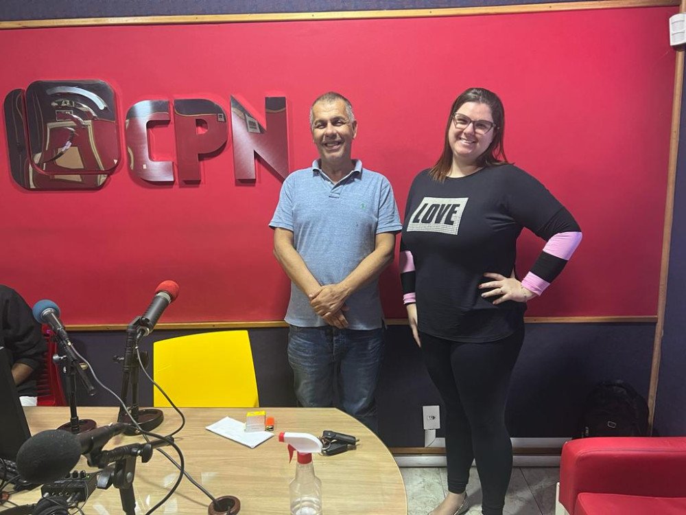 Carol Lanches e seus hamburguers diferenciados recebe prêmio gastronomia do mês de maio