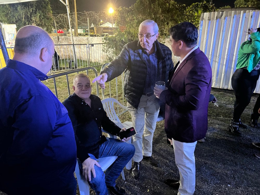 Prefeito e vice cumprimentam o Sindicato Rural e ressalta a grandeza da Exposição Agropecuária