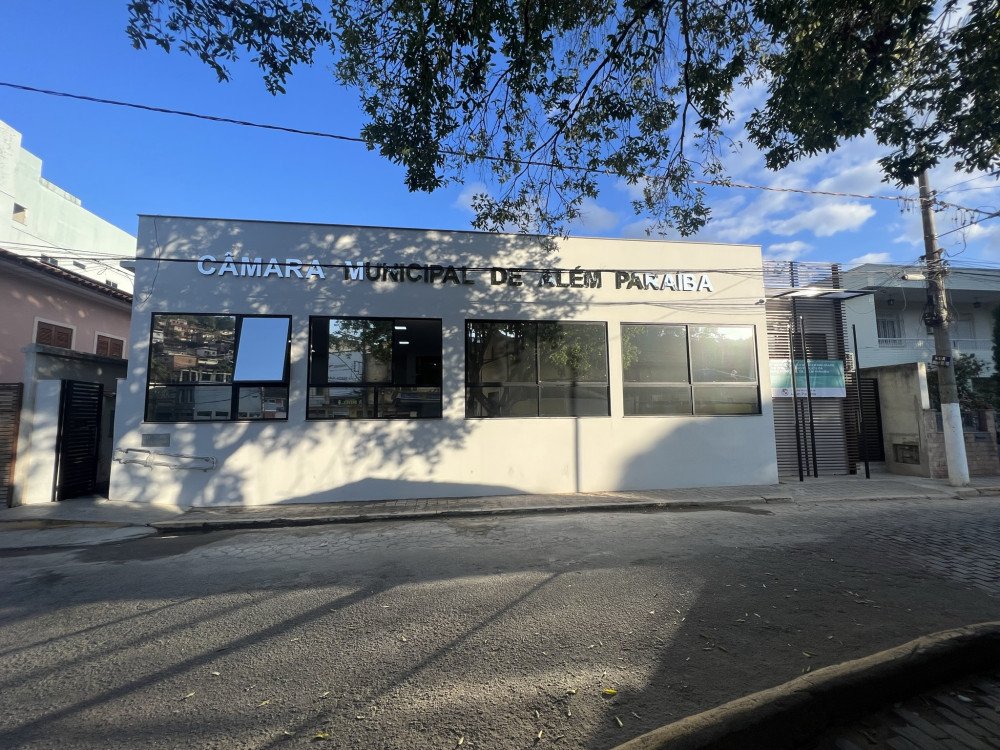 FACHADA, SALÃO NOBRE E RECEPÇÃO DA CÂMARA FORAM PRATICAMENTE REFEITOS E SERÃO INAUGURADOS EM 31 DE AGOSTO