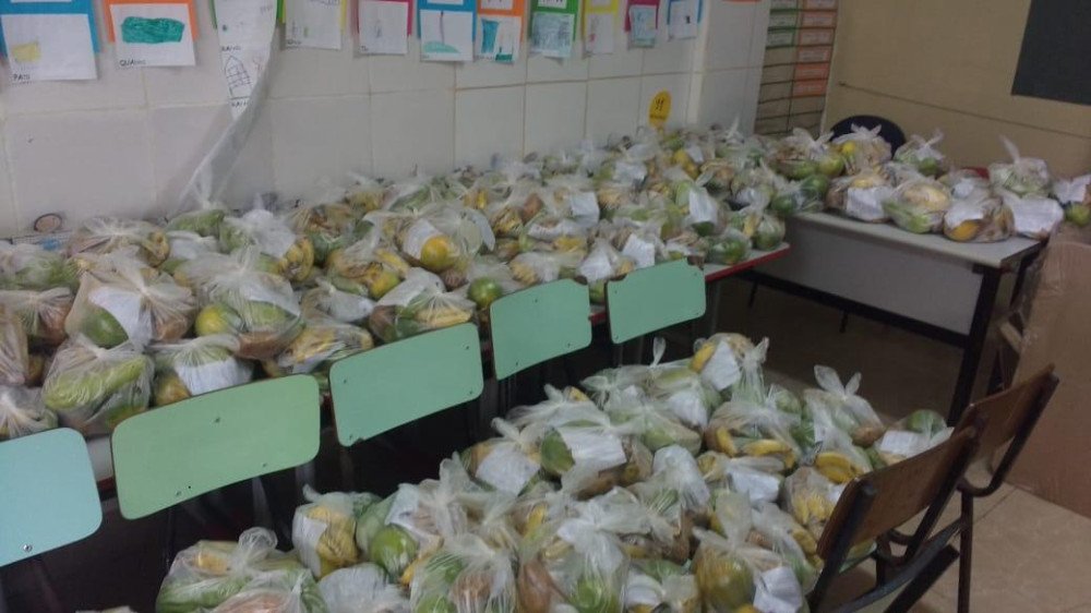 Como disse que faria, Prefeito destina alimentos para alunos da rede municipal de ensino