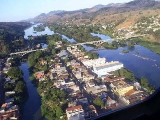 Comércio reabre com restrições mas movimento é pequeno nas ruas de Além Paraíba