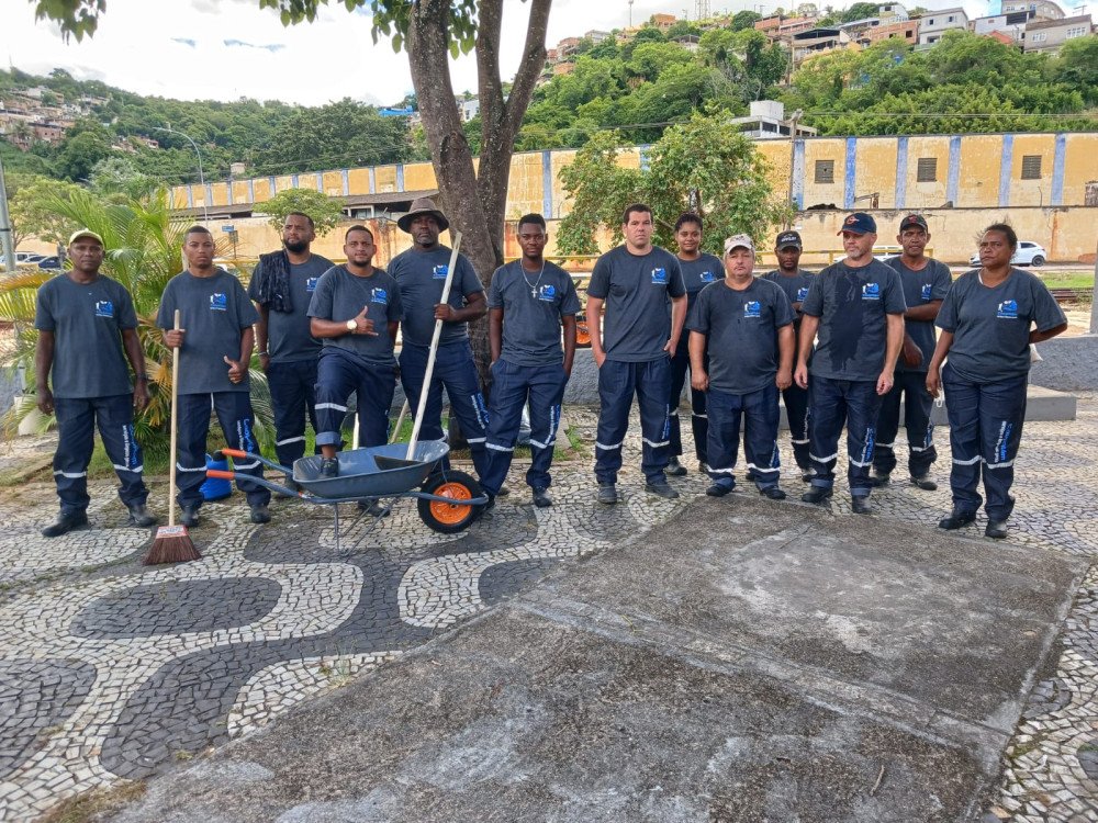 CHOQUE DE GESTÃO NA LIMPEZA URBANA: NOVA EMPRESA INICIA OS TRABALHOS DE LIMPEZA E CONSERVAÇÃO NA CIDADE E PREFEITURA EXIGE QUALIDADE E PLANEJAMENTO.
