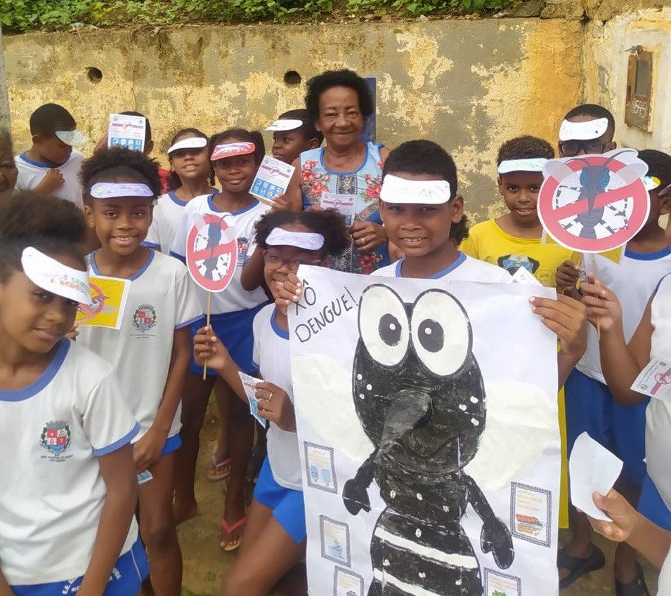 Combate à Dengue: Secretaria de Educação faz ação com alunos sobre importância de combater a doença