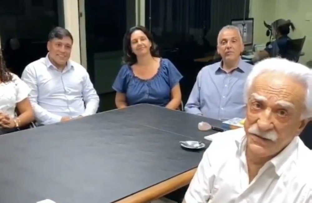Eleições: Lael Varella (Fundação Cristiano Varela Hospital do Câncer de Muriaé) grava vídeo declarando apoio aos pré candidatos Luciana Galhardo e Kadu Senra