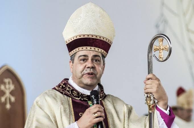 Bispo de Leopoldina escreve artigo onde exorta a importância da família. Dom Edsom Oriolo é a materialização do avivamento que a Diocese de Leopoldina tanto necessitava