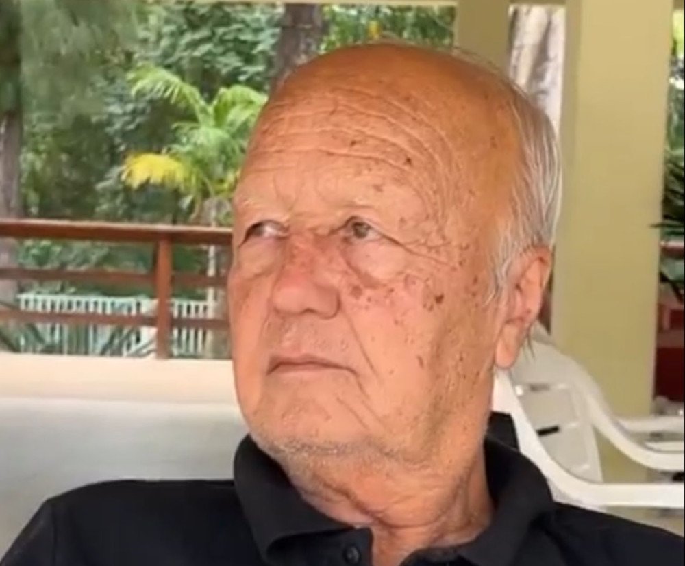 Série de Reportagens - Profissionais Exemplares: China, o Legado de um taxista inesquecível