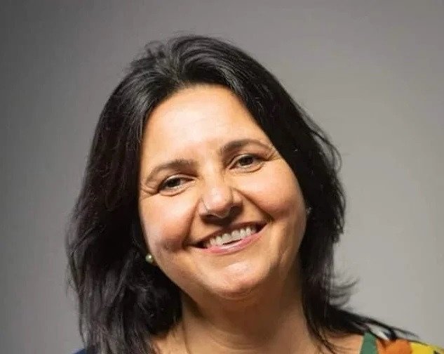 Luciana Galhardo segue em suas caminhadas e afirma fará uma campanha com propostas e sem baixar o nível