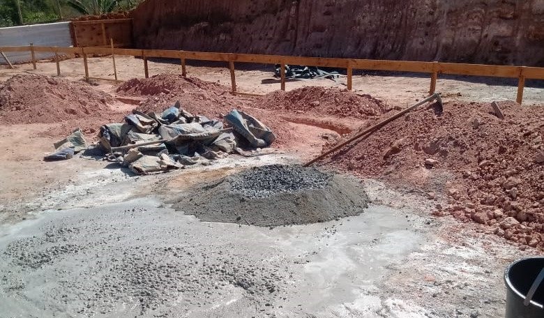 Quadra do Campo Alegre começa a ser concretada pela Prefeitura Municipal