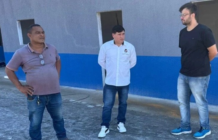 Cobertura da quadra do Estádio Municipal, que não estava no projeto da reforma, foi licitada e será concluída até o final do ano