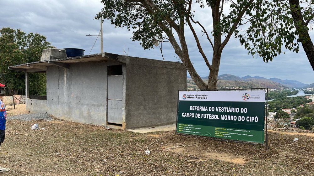 Reforma do Vestiário no Campo de Futebol do Morro do Cipó: Compromisso Cumprido pela Prefeitura