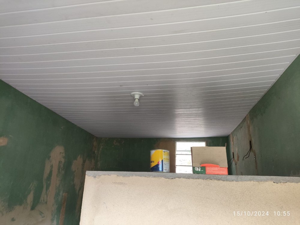 Vestiário do campo da Rua 6, Terra do Santo, segue sendo reformado