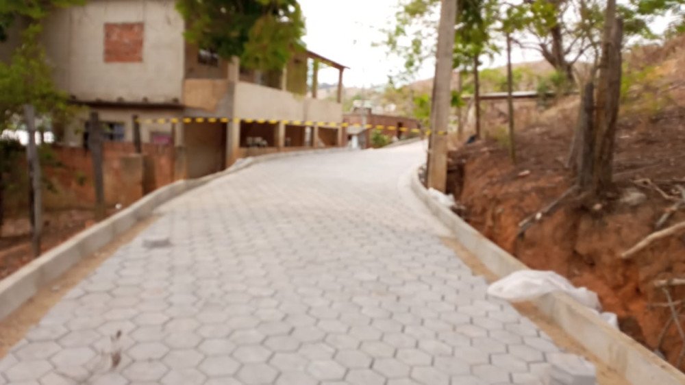 Calçamento da Rua projetada em Fernando Lobo caminha para a finalização