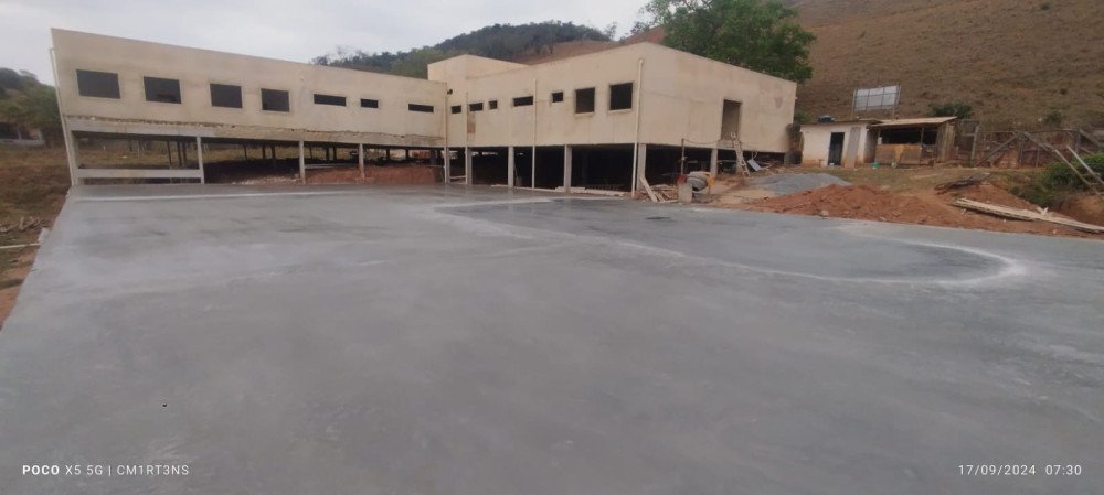 Escola Municipal de Angustura entra em fase final e será inaugurada no início de dezembro