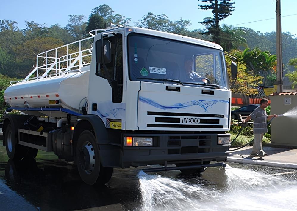 Chuvas: Carros Pipa vão se realizar limpeza da cidade nos pontos mais críticos