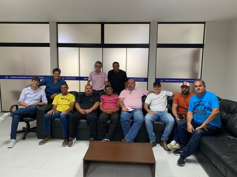 Prefeito se reuniu com base de Vereadores detalhou os problemas do Município, e comparecerá na primeira sessão da Câmara ler relatório sobre o Município.