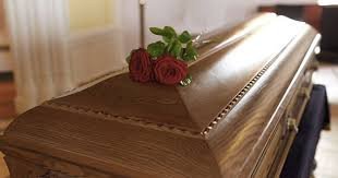 Diretor da Plan Minas foi à Câmara tentar sensibilizar os Vereadores para que sua empresa continue com a exclusividade dos serviços funerários em Além Paraíba