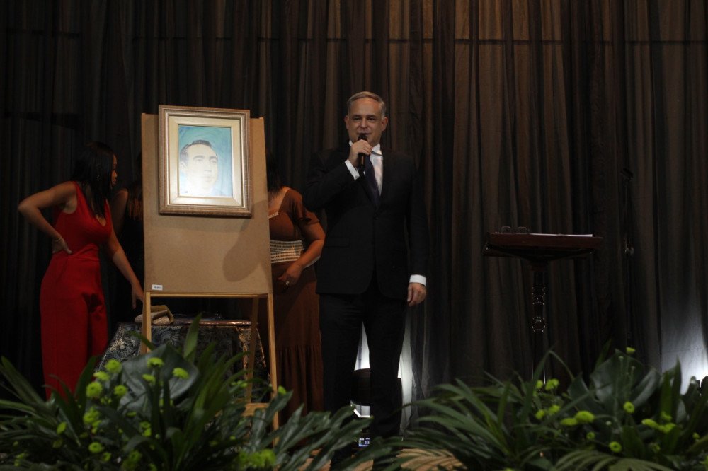 Personalidades de destaque receberam o Prêmio Hélio Fazolato 2025, entregue em prestigiado evento realizado no Sindicato Rural