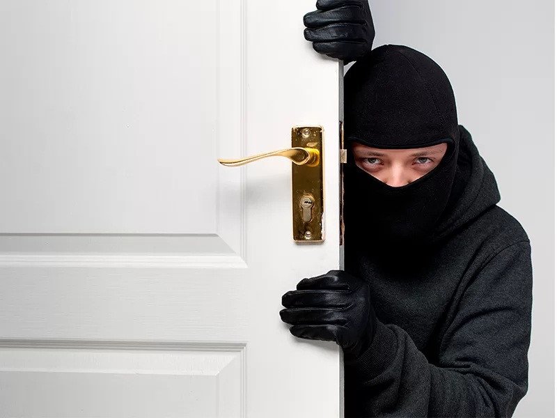 ALÉM PARAÍBA ENFRENTA ONDA DE FURTOS EM CASAS FECHADAS