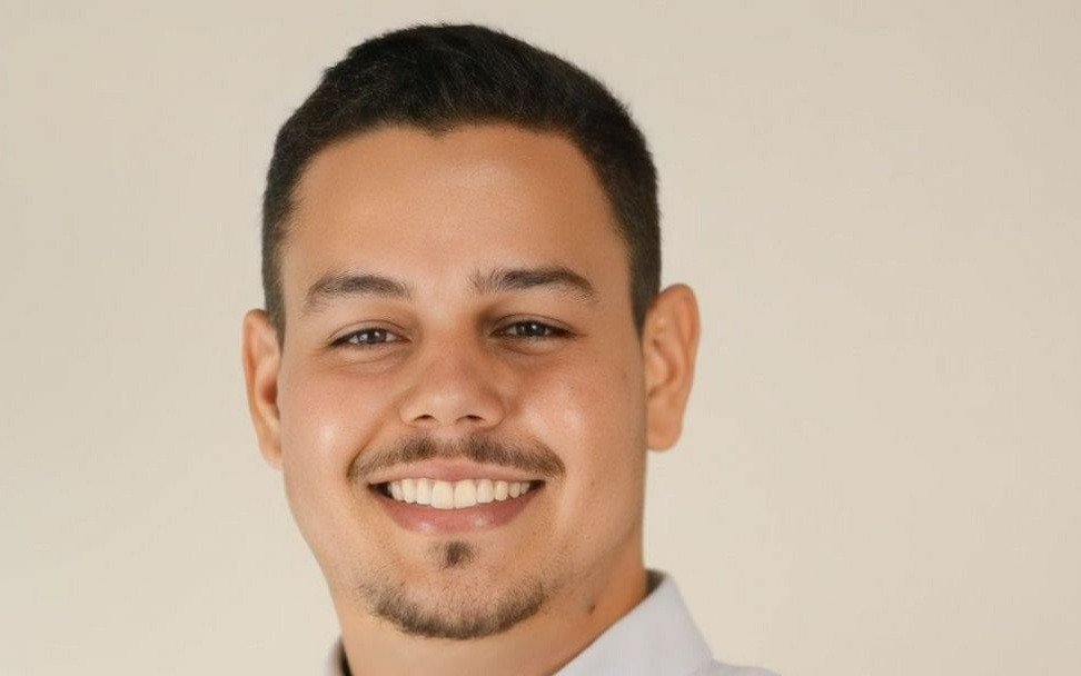 EDITORIAL: SIGO CONTRA A EMENDA DO MONOPÓLIO FUNERÁRIO MAS NADA CONTRA AO VEREADOR VIAJAR COM SEU PRÓPRIO DINHEIRO E SEM CAUSAR PREJUÍZOS AOS COFRES PÚBLICOS