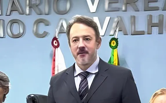 FAMILIARES DE JOVEM MORTO NO MORRO DO CEMITÉRIO PROCURARAM O MINISTÉRIO PÚBLICO PARA DENUNCIAR