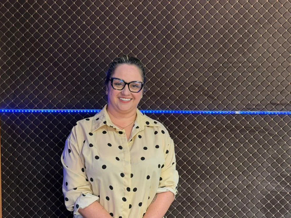 ESPECIALISTA EM AUTISMO, NATACHA BARROSO CONCEDE ENTREVISTA ESCLARECEDORA SOBRE TEA NO PROGRAMA DE DAURO MACHADO