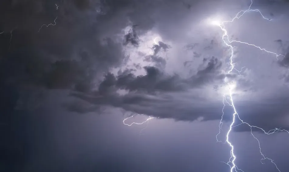 RISCO DE TEMPESTADES SERÁ MAIOR EM ALÉM PARAÍBA NESTE VERÃO