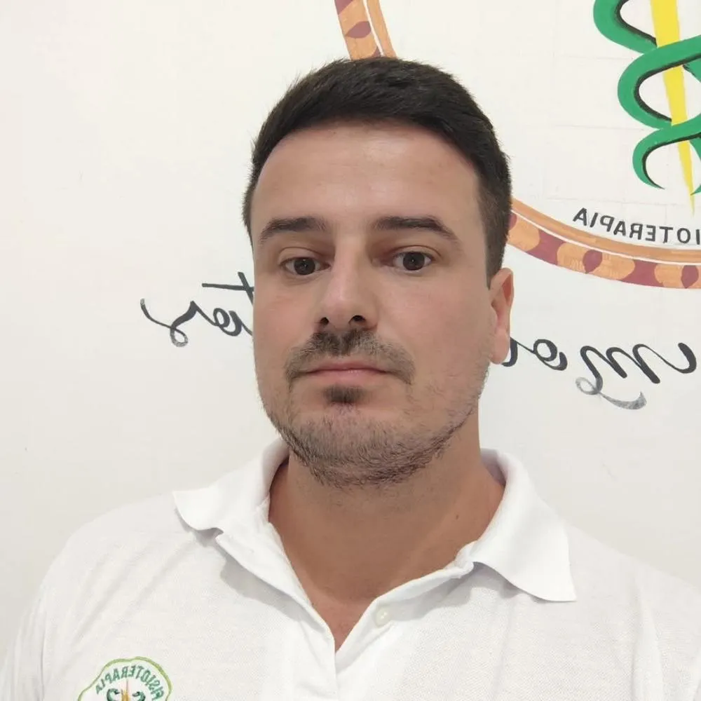 RANDAL JULIANO FREITAS DE SOUZA: UMA REFERÊNCIA EM FISIOTERAPIA NA REGIÃO
