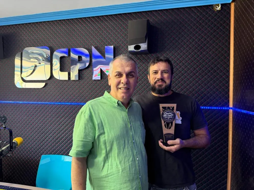 IPET RECEBE PRÊMIO DESTAQUE DO ANO EM SEU SEGMENTO. A LOJA É O PARAÍSO DOS CÃES E GATOS