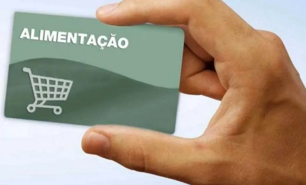 VEREADORES DE ALÉM PARAÍBA PASSAM A RECEBER 600 REAIS DE VALE ALIMENTAÇÃO