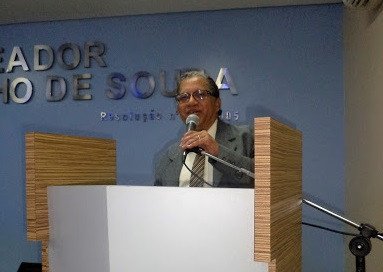 Procurador diz que empreiteira que construiria o Hospital Regional quer receber judicial do Município R$1.800.000,00 e que processo para ex Prefeito Donzeles devolver 220.000,00 prossegue em tramitação