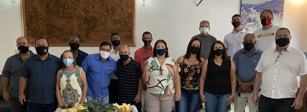 Prefeito e vice eleitos tomam café da manhã com Vereadores eleitos e com atuais Parlamentares da base