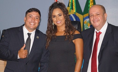 Posse 2021: Prefeito Miguelzinho e seu Vice Dedé tomaram posse ontem, sem público e com transmissão via internet.