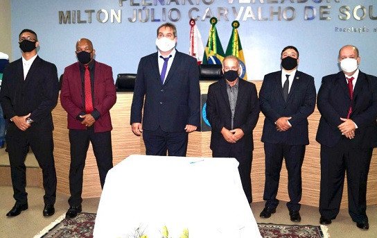 Posse 2021: Vereador Mateus Cruz é o novo Presidente da Câmara. Fernando Cruz é o vice, Luiz Augusto Pinto o 1º Secretário e José Maria Silva o 2º Secretário.