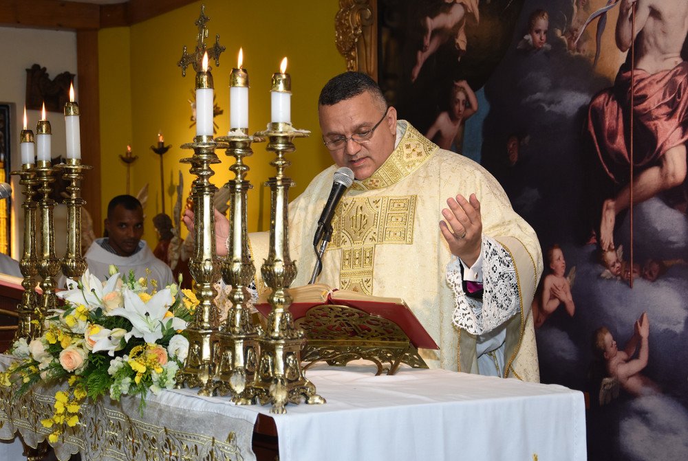 Anunciemos exemplos para mover montanhas ( * Carlos Moioli)