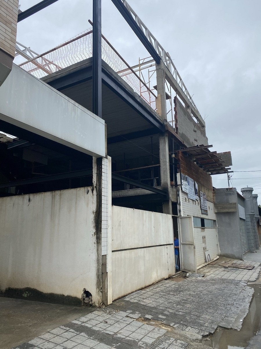 Nova sede da UNIMED segue em rápida construção na Rua Dr. Sobral Pinto